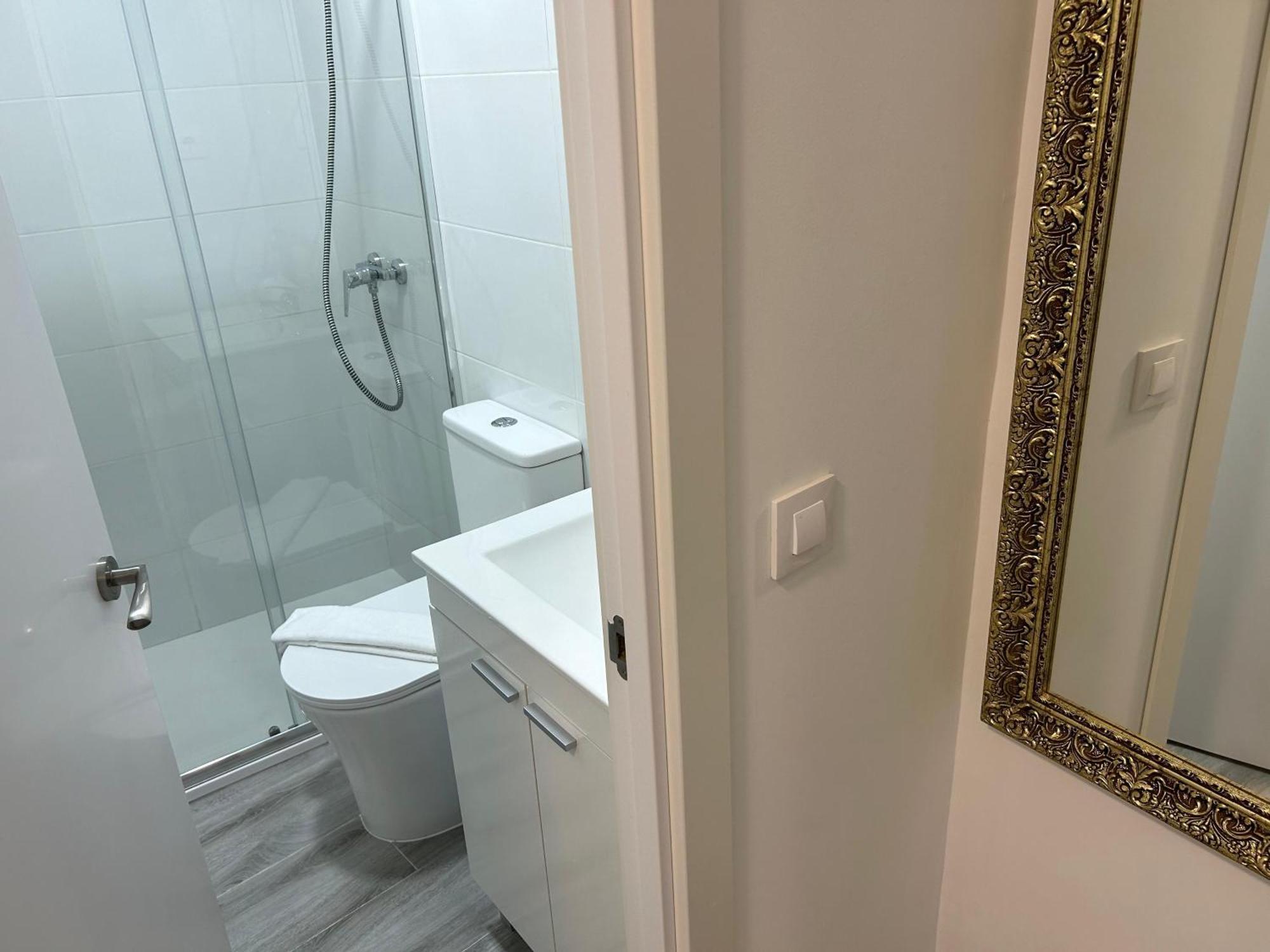 Apartamento A Unos Pasos A Paseo Del Prado Madrid Exterior foto